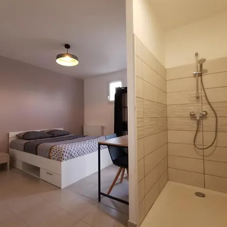 5 - 3 Salles De Bain * Étampes-sur-Marne